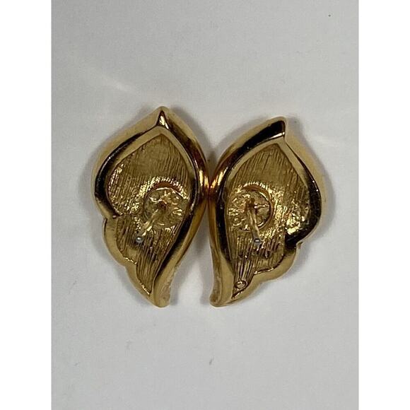 MONET Earrings Wing Cream Enamel Gold Tone. Vintage Signed - Picture 13 of 15